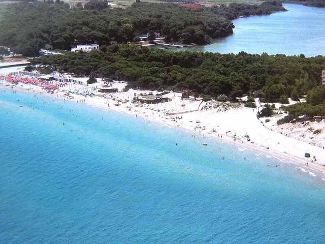  Equipped beach  Martano